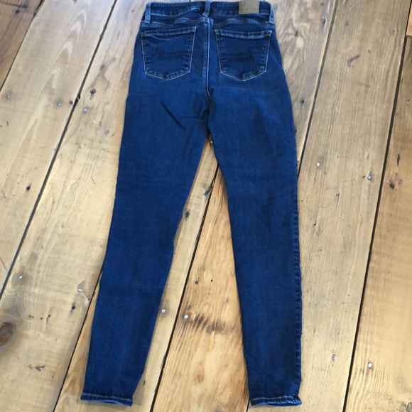 EUC American Eagle super high rise jegging. Size 2 - Picture 2 of 6